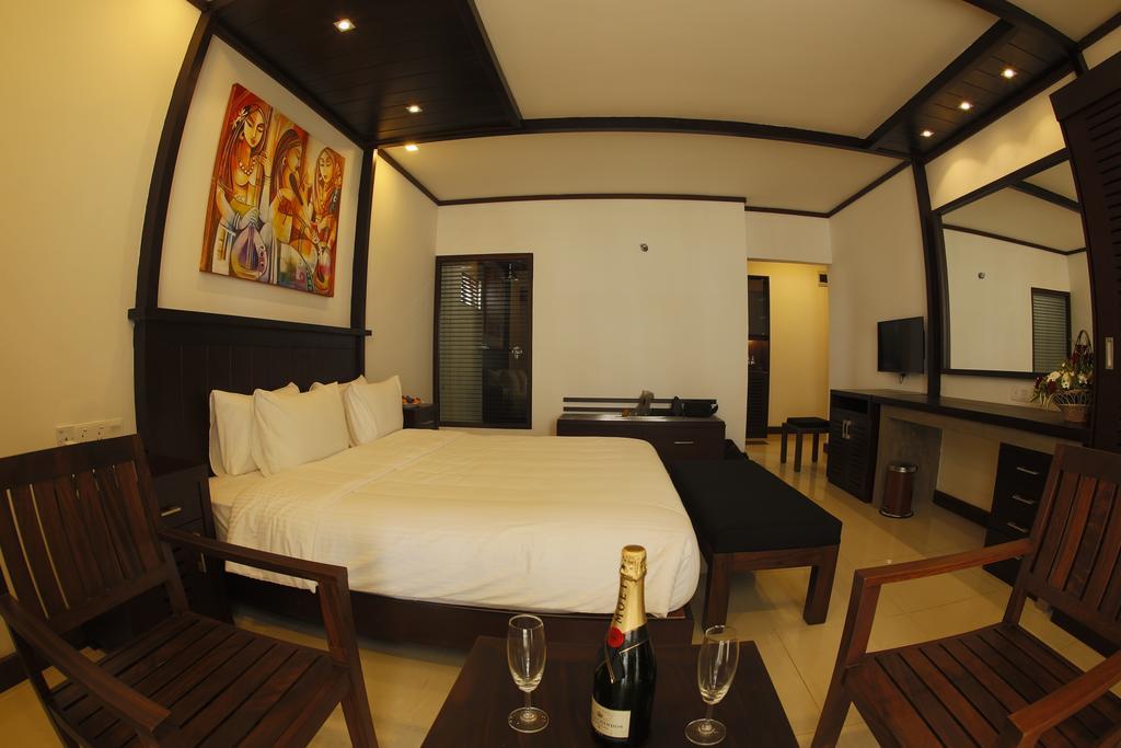 Blue Beach Hotel Wadduwa Exterior photo